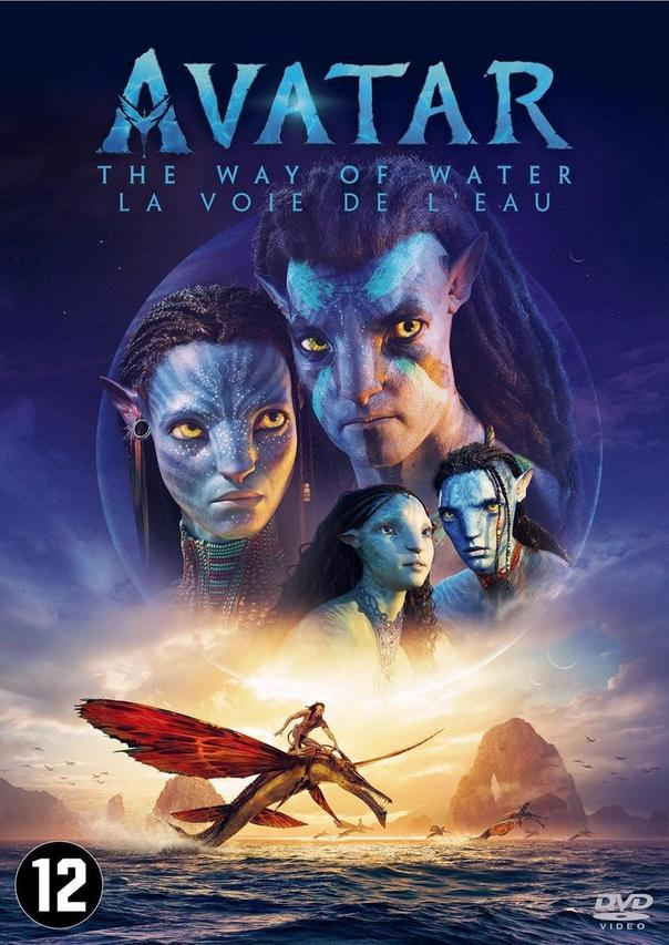 Pochette DVD d'Avatar: The Way of Water avec des personnages à peau bleue et une créature volante.