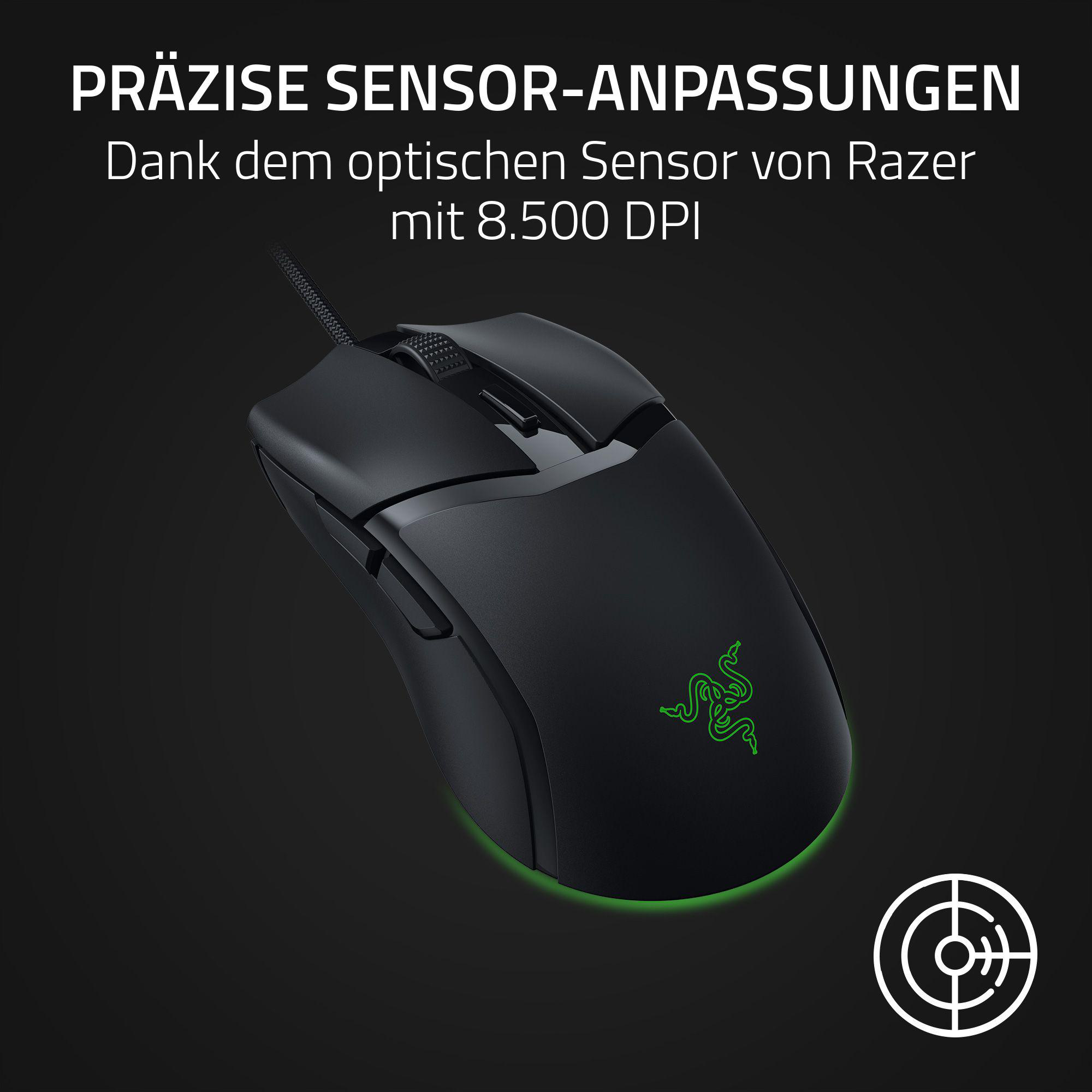 Schwarze Razer Gaming-Maus mit grünem Logo und Bodenbeleuchtung, isoliert auf schwarzem Hintergrund.