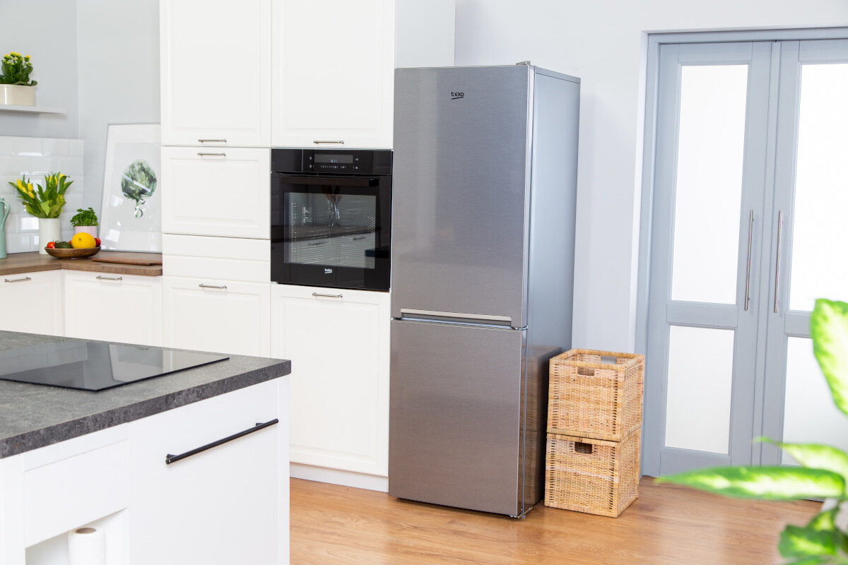 Lodówka BEKO RCNA366I40ZXBN