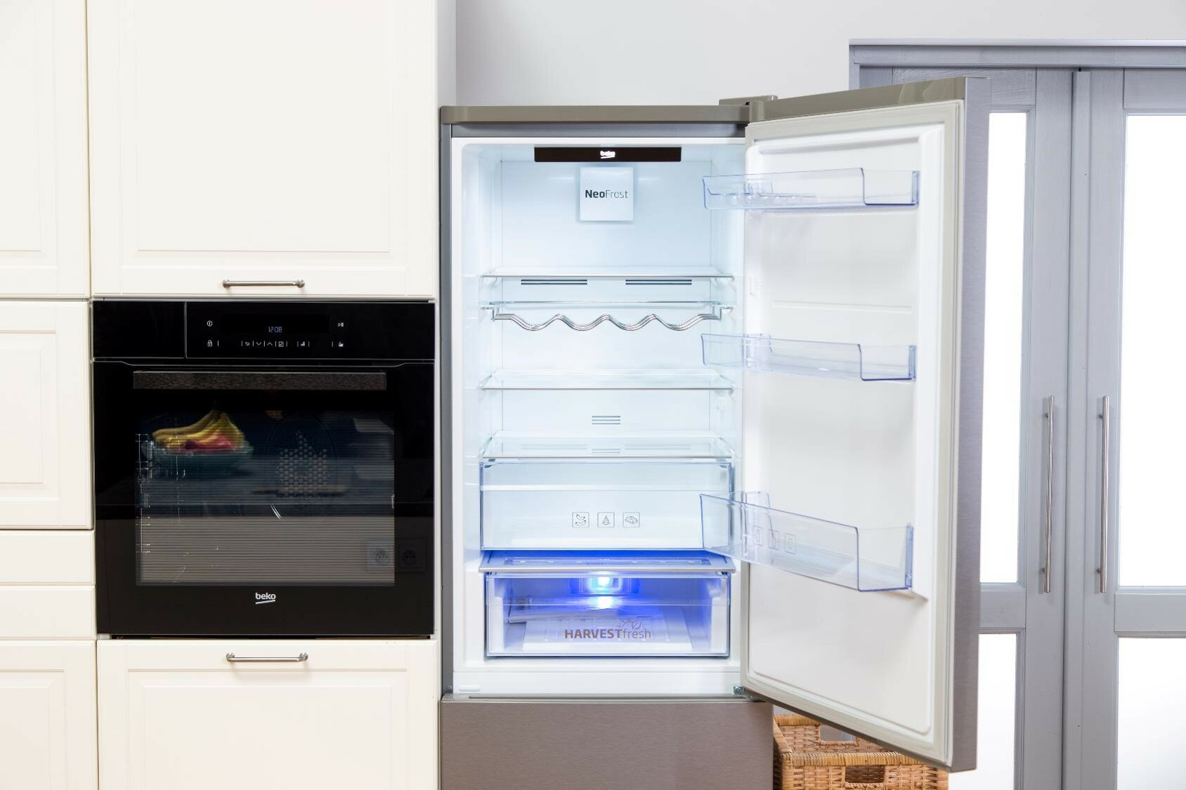 Lodówka BEKO RCNE366E40ZXBN