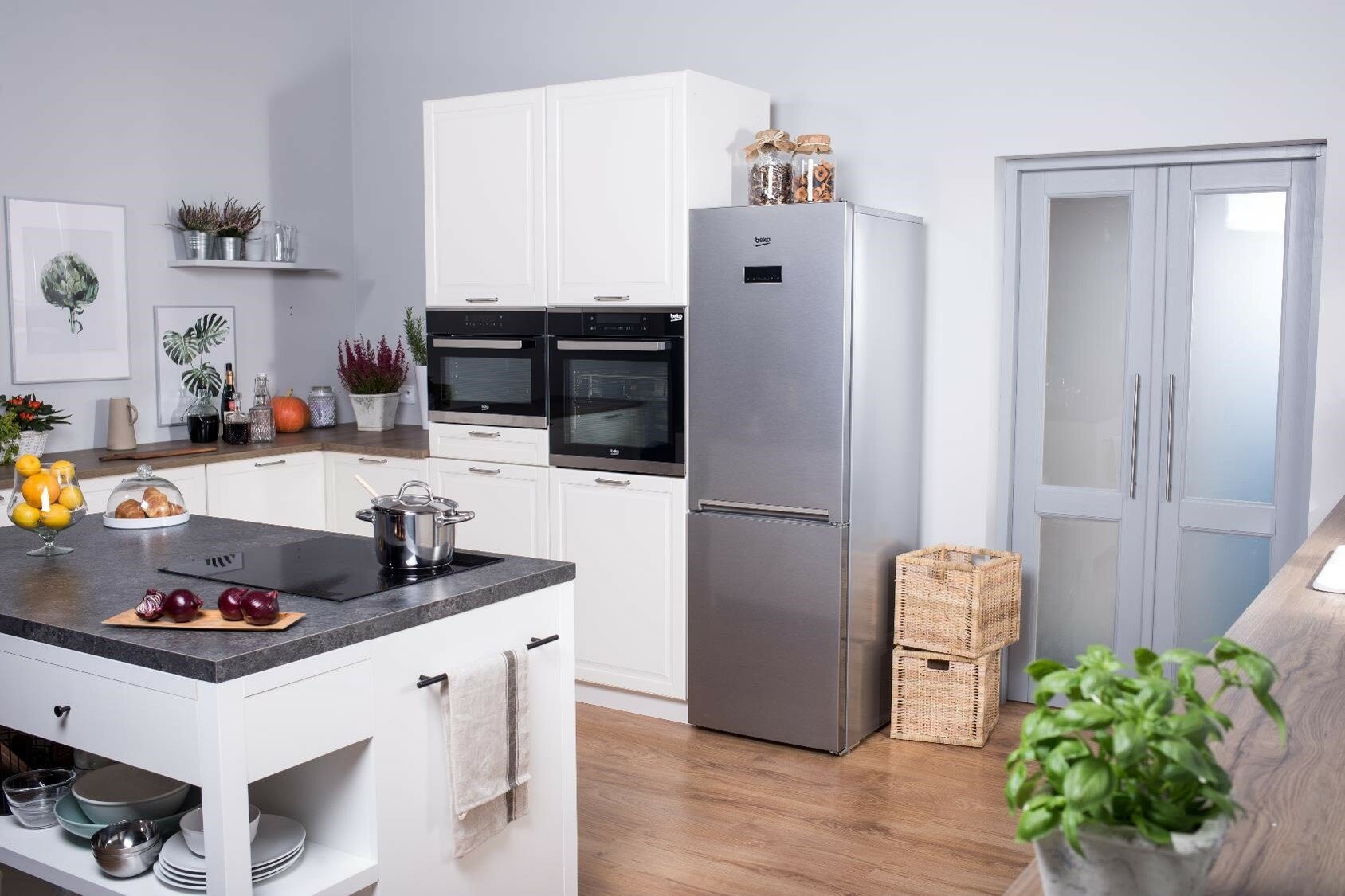 Lodówka BEKO RCNE366E40ZXBN