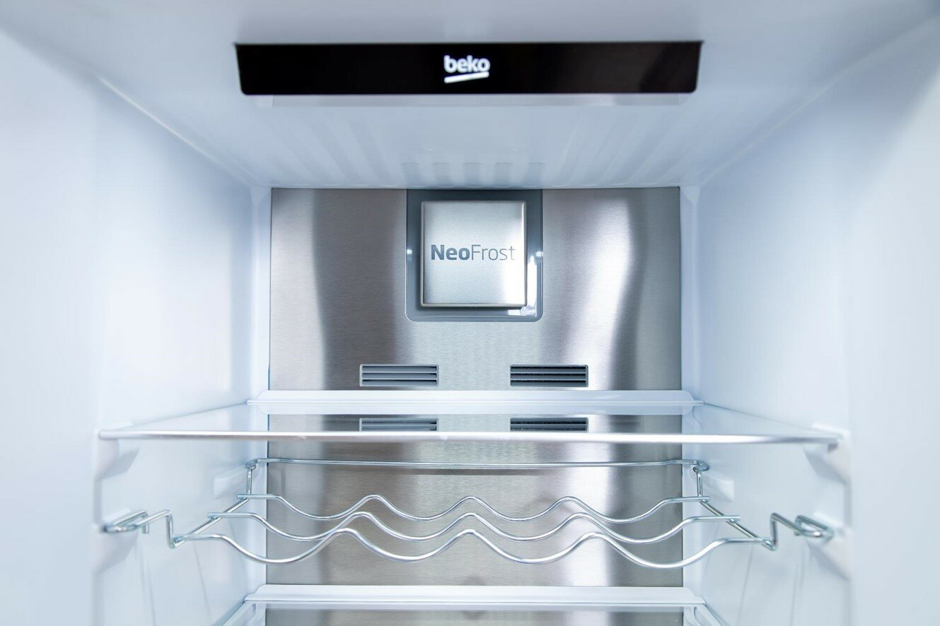 Lodówka BEKO RCNA406E63ZXBN