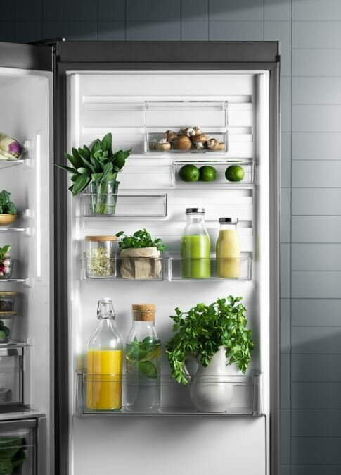 Lodówka ELECTROLUX LNT7ME34X2