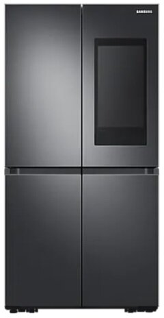 Czarna lodówka Samsung z czterema drzwiami i ekranem dotykowym. Białe tło.