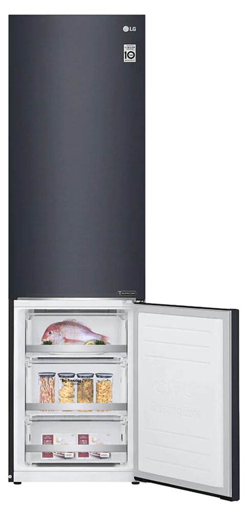Czarna lodówka LG, otwarty zamrażalnik. Widoczne ryby i jedzenie.