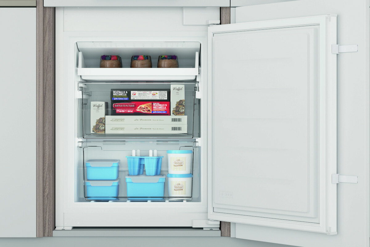 Lodówka INDESIT INC18 T311
