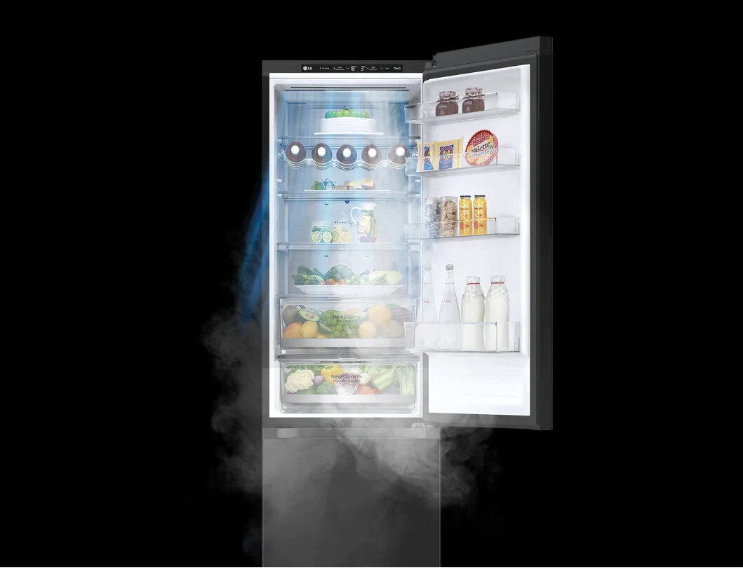 Czarny monitor ze srebrną podstawą, wyświetlający ciemny ekran.