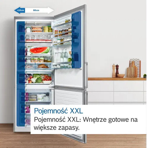 Lodówka z wpół otwartymi drzwiami, ukazująca wnętrze. Widoczny jest arbuz.