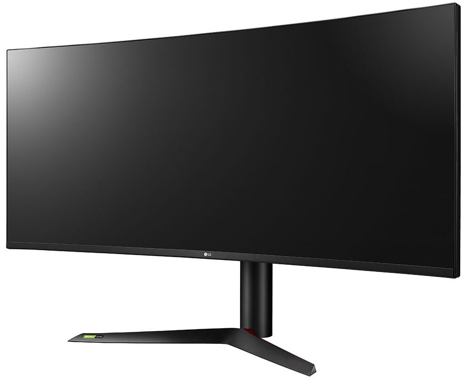 Zakrzywiony czarny monitor na stojaku. Ekran wyłączony, widoczny odbicie. Elegancki, nowoczesny design.