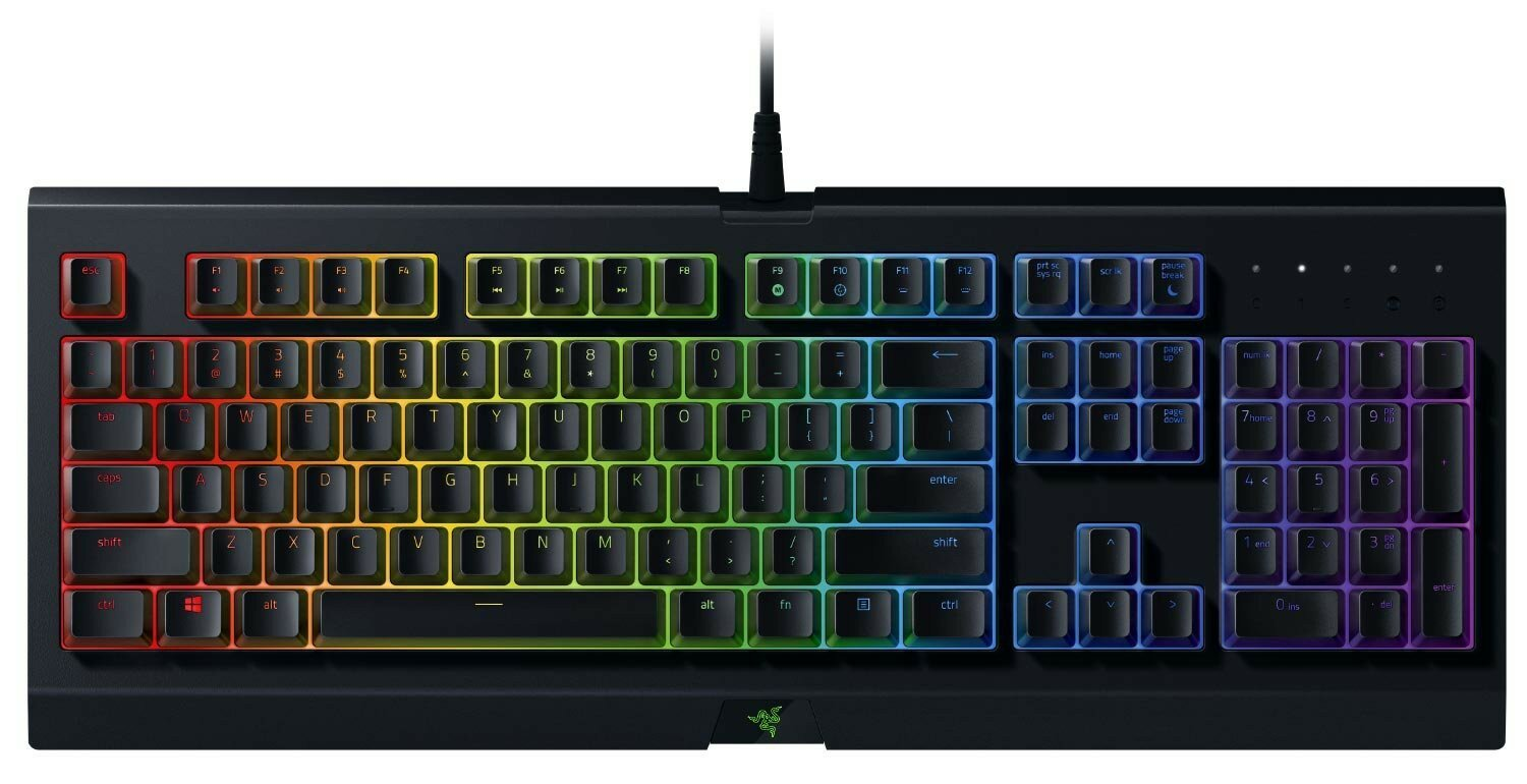Czarna klawiatura Razer. Kolorowe, podświetlane klawisze. Pełny układ QWERTY z połączeniem przewodowym.