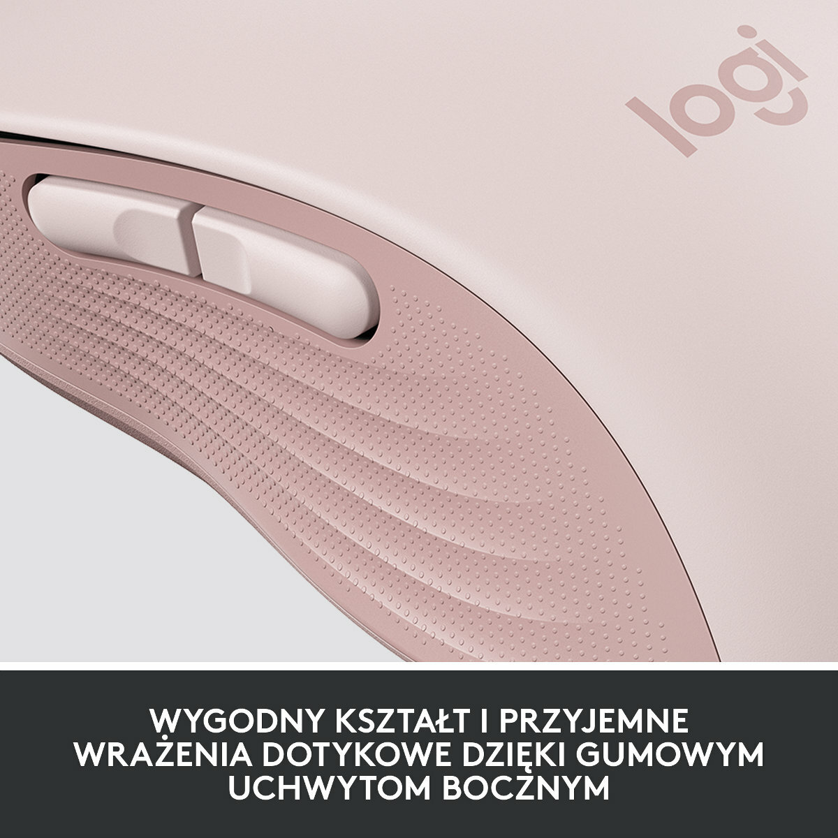 Zbliżenie różowej myszy Logitech z teksturowanym uchwytem i logo Logitech.