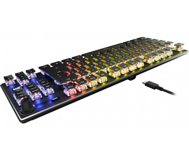 Czarna i srebrna klawiatura mechaniczna.