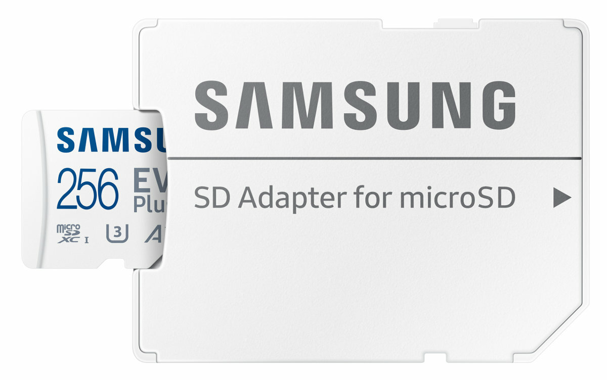 Biała karta SD Samsung z adapterem microSD, oznaczona Samsung i informacjami o pamięci.