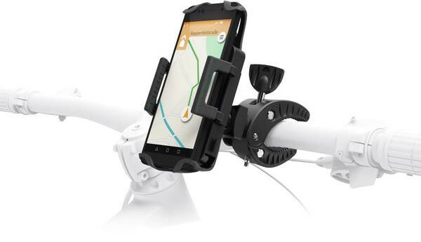 Uchwyt na telefon z aplikacją nawigacyjną na kierownicy roweru.