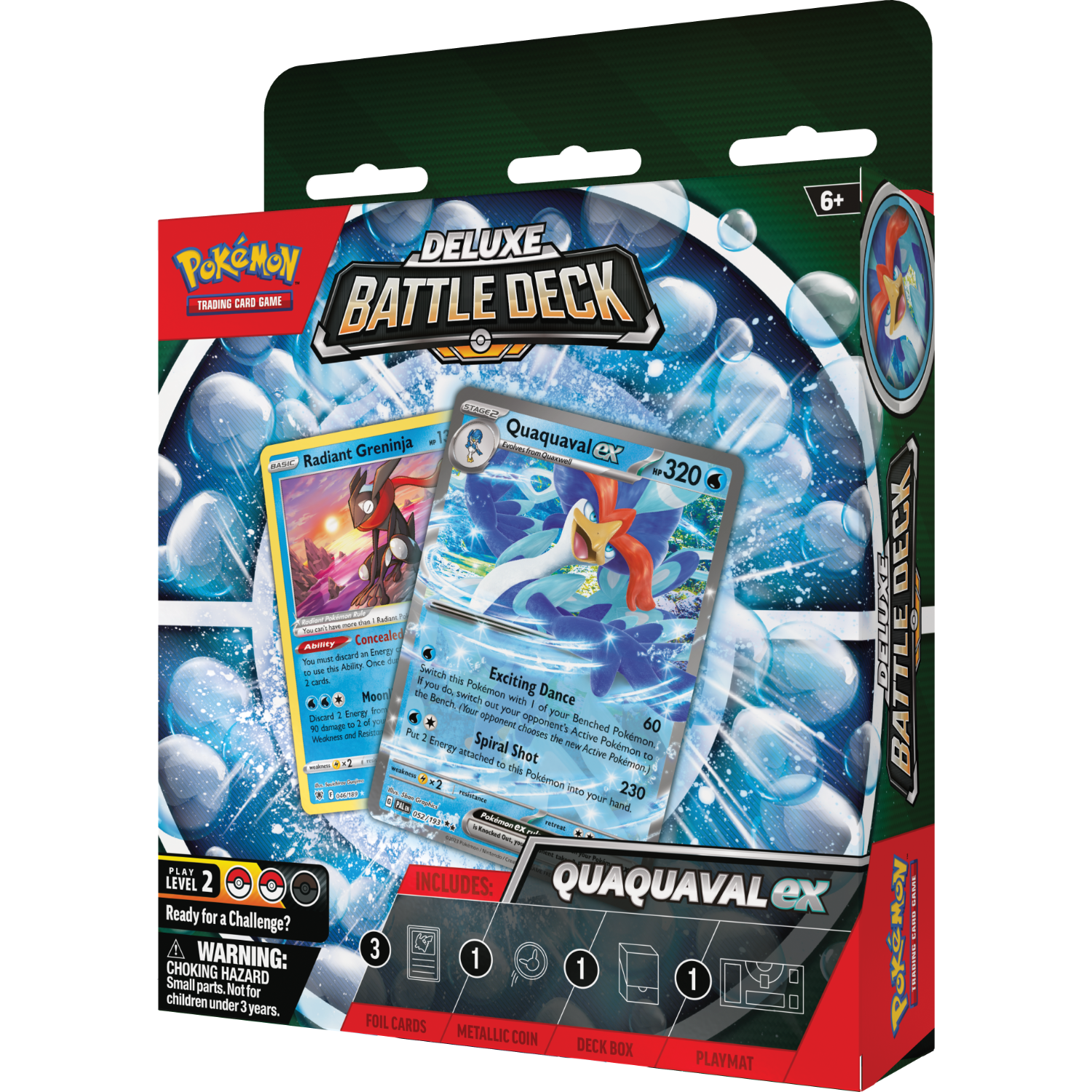 Deluxe Battle Deck-doos met twee Pokémon-kaarten en accessoires. De doos staat op een zwart oppervlak.