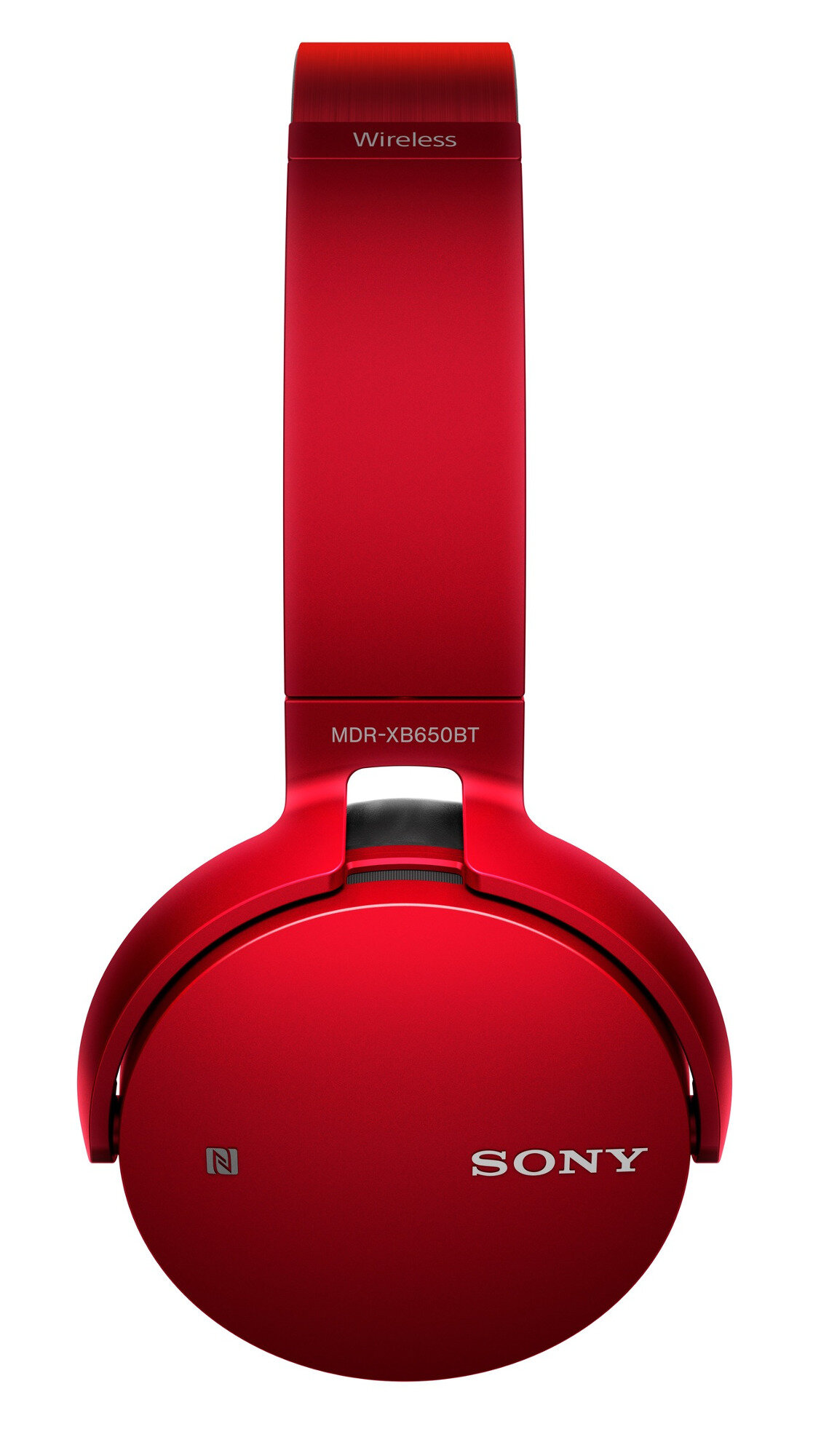 Czerwone słuchawki Sony. Słuchawki są nauszne, widoczne logo Sony.