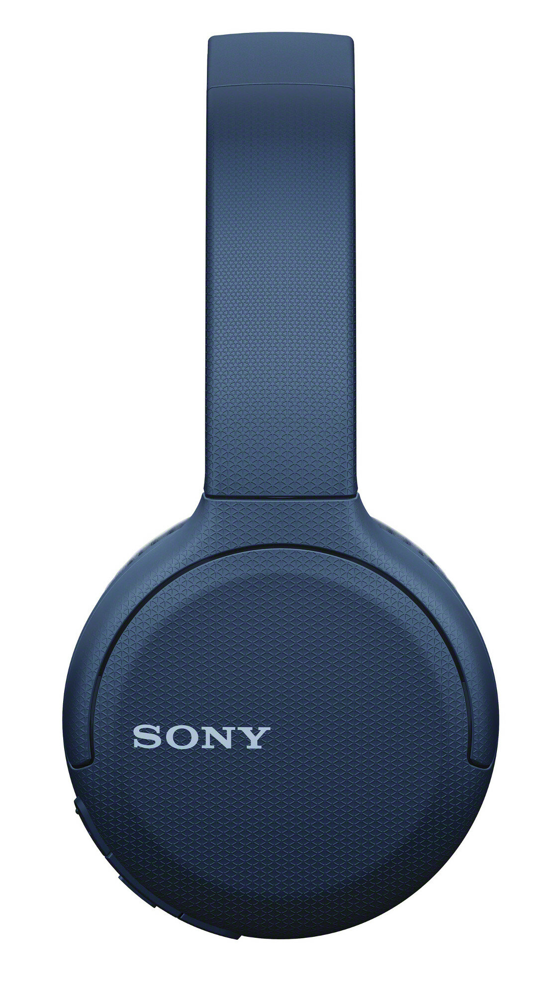Niebieskie słuchawki Sony, widok z góry. Logo Sony jest wyśrodkowane na nauszniku. Białe tło.