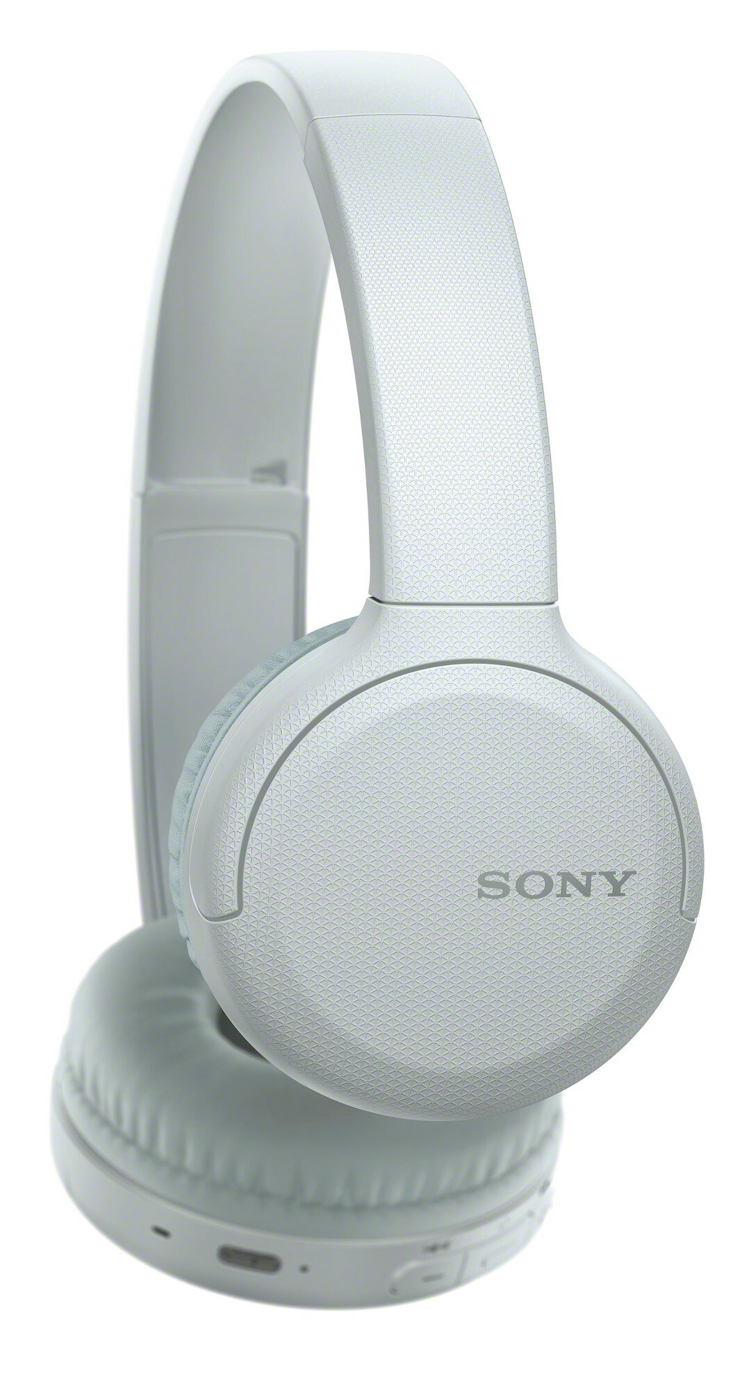 Białe słuchawki bezprzewodowe z napisem 'SONY' wydrukowanym z boku.