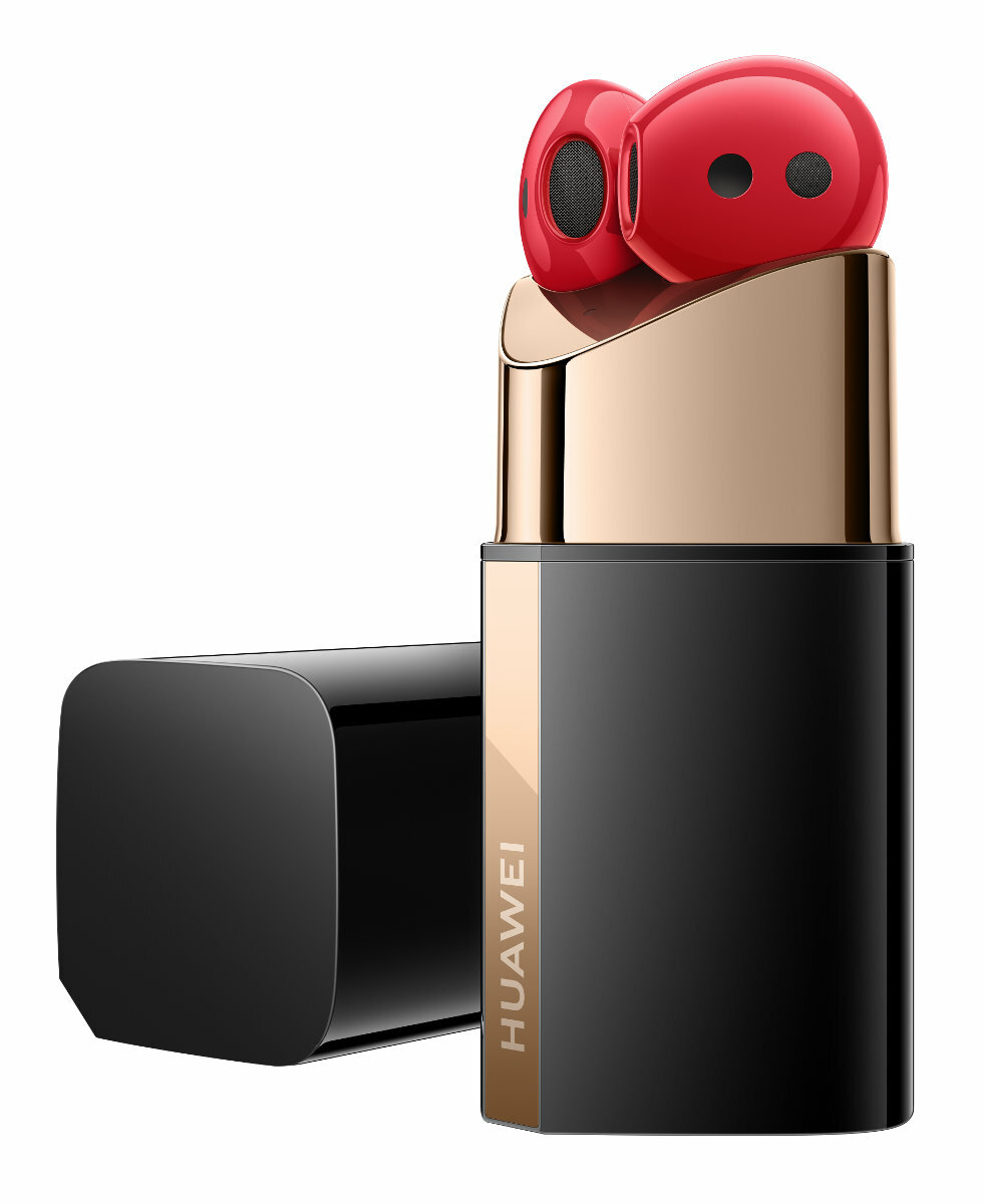 Czerwone słuchawki w czarno-złotym etui. Białe tło.