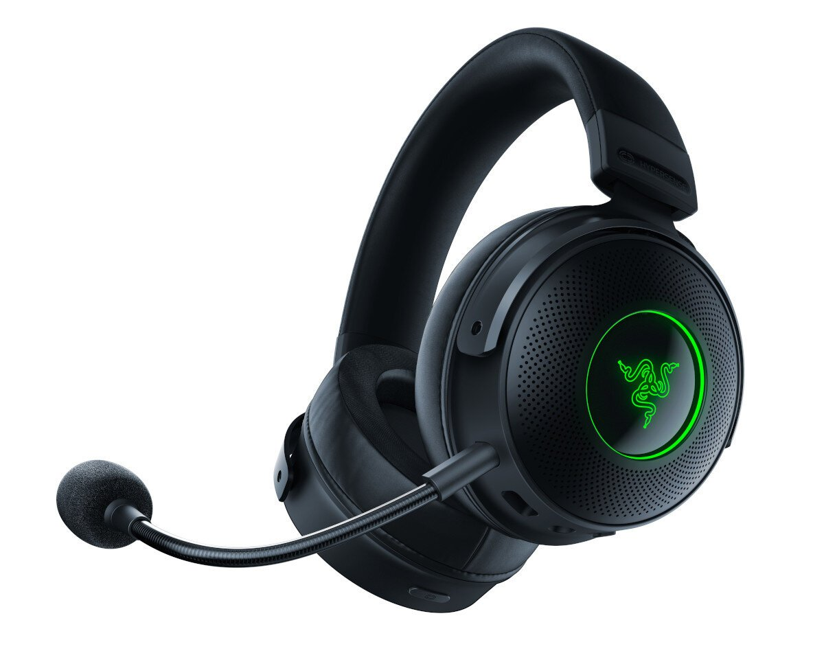 Czarny zestaw słuchawkowy Razer do gier z mikrofonem. Ma zielone akcenty na nausznicach.