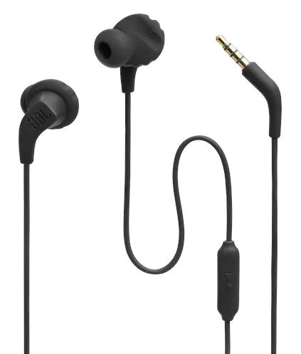 Czarne słuchawki JBL z kablem i wtyczką 3,5 mm. Białe tło.