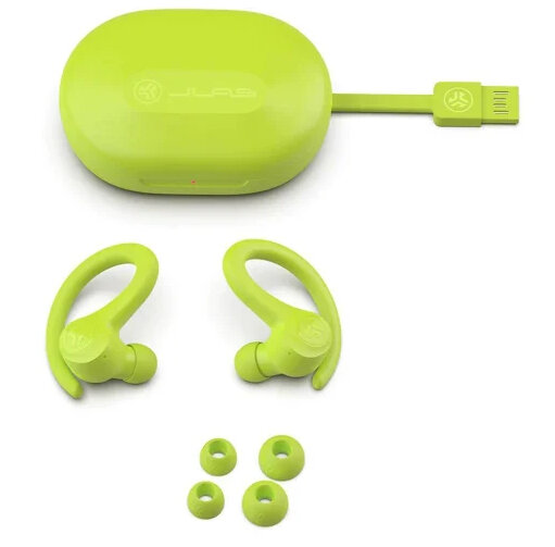 Limonkowe słuchawki, etui ładujące i dodatkowe wkładki. Słuchawki mają haczyki dla lepszego dopasowania.