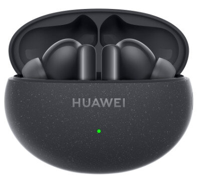 Czarne etui ładujące i słuchawki. Etui jest otwarte, pokazując słuchawki. Widoczne jest logo Huawei.