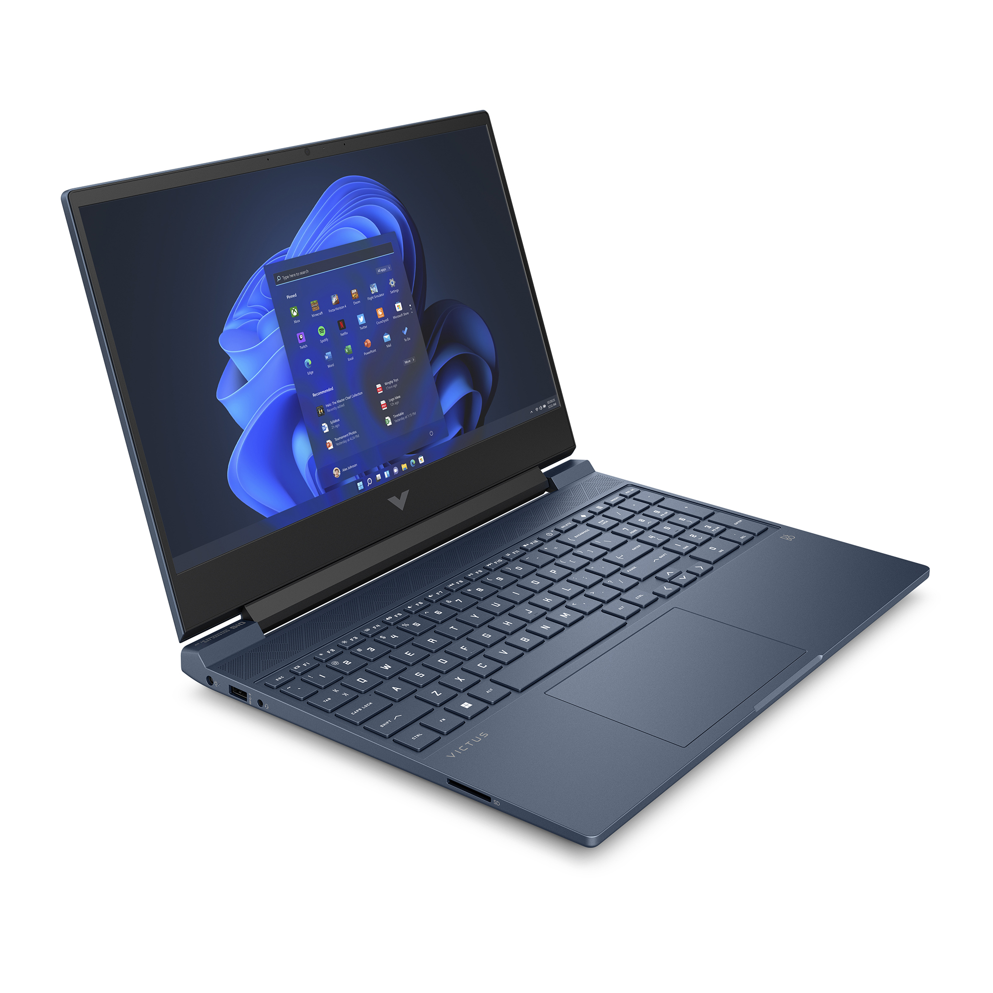 Beyaz bir yüzeyde açık mavi bir dizüstü bilgisayar, uygulama simgeleriyle bir Windows masaüstü gösteriyor. Siyah klavye görünüyor.