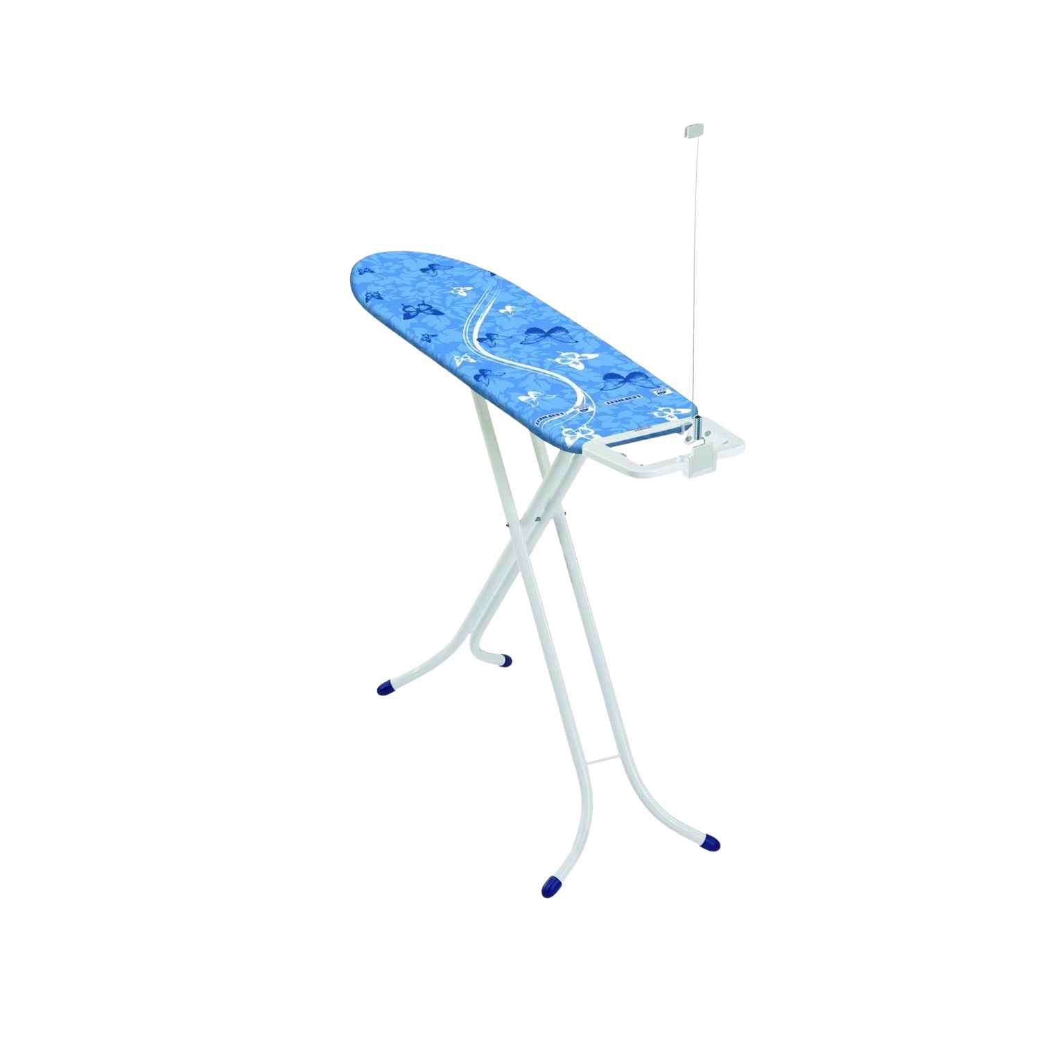 Une table à repasser avec un motif floral bleu sur un cadre blanc, sur fond noir.