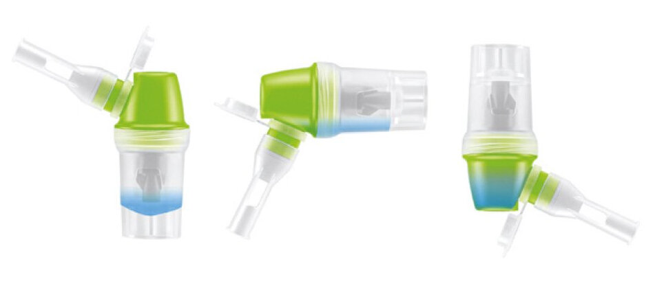 Trzy nebulizatory na różnych etapach, z zielonymi i przezroczystymi częściami.