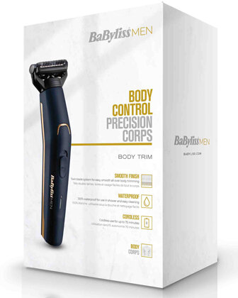 Trymer BaByliss Men Body Control Precision Corps w pudełku. Szczegóły i funkcje produktu wydrukowane na pudełku.