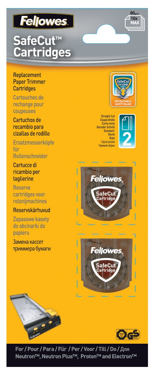 Opakowanie wkładów wymiennych do gilotyny do papieru. Wiele języków na opakowaniu.