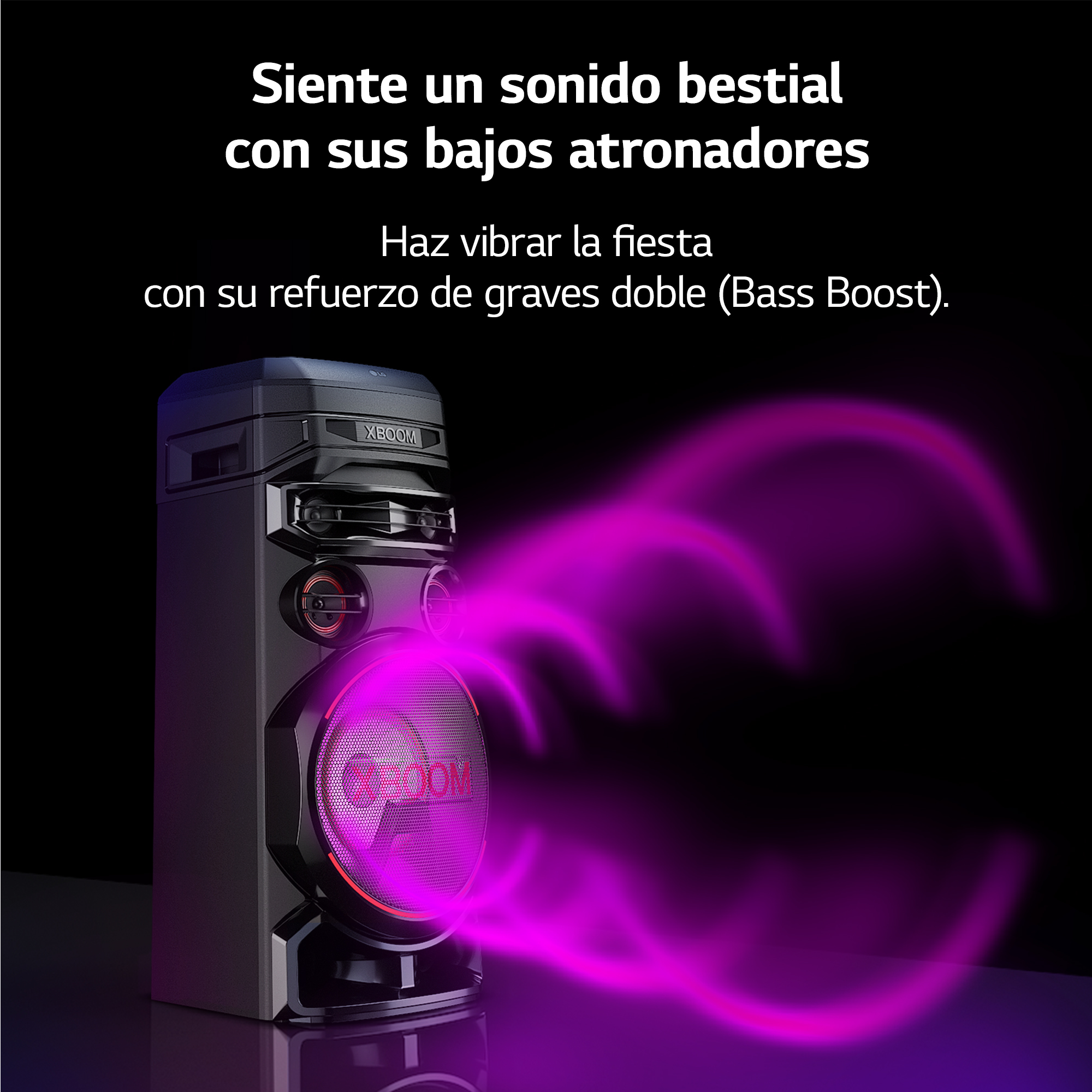 Un altavoz negro con luz rosa y ondas de sonido moradas sobre un fondo negro.
