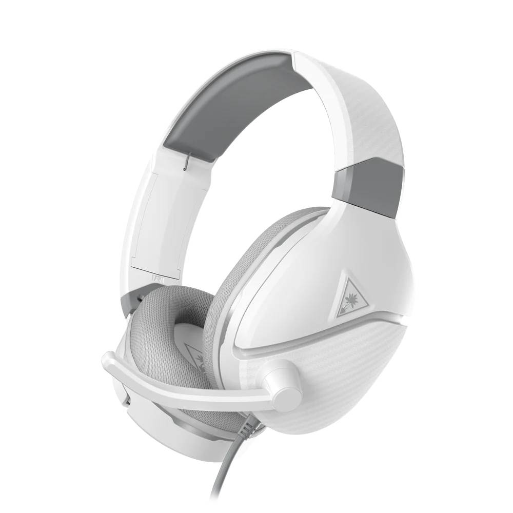 Auriculares para juegos blancos y grises sobre un fondo blanco. Tiene un micrófono.