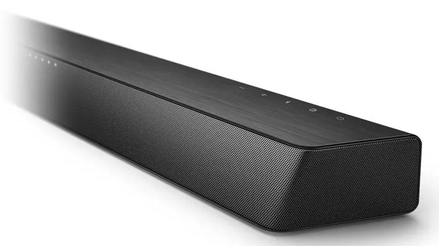 Czarny głośnik soundbar na białym tle. Widok z kąta.