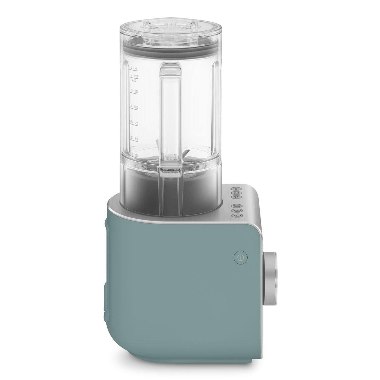Seitenansicht eines hellblauen Mixers mit einem transparenten Behälter.