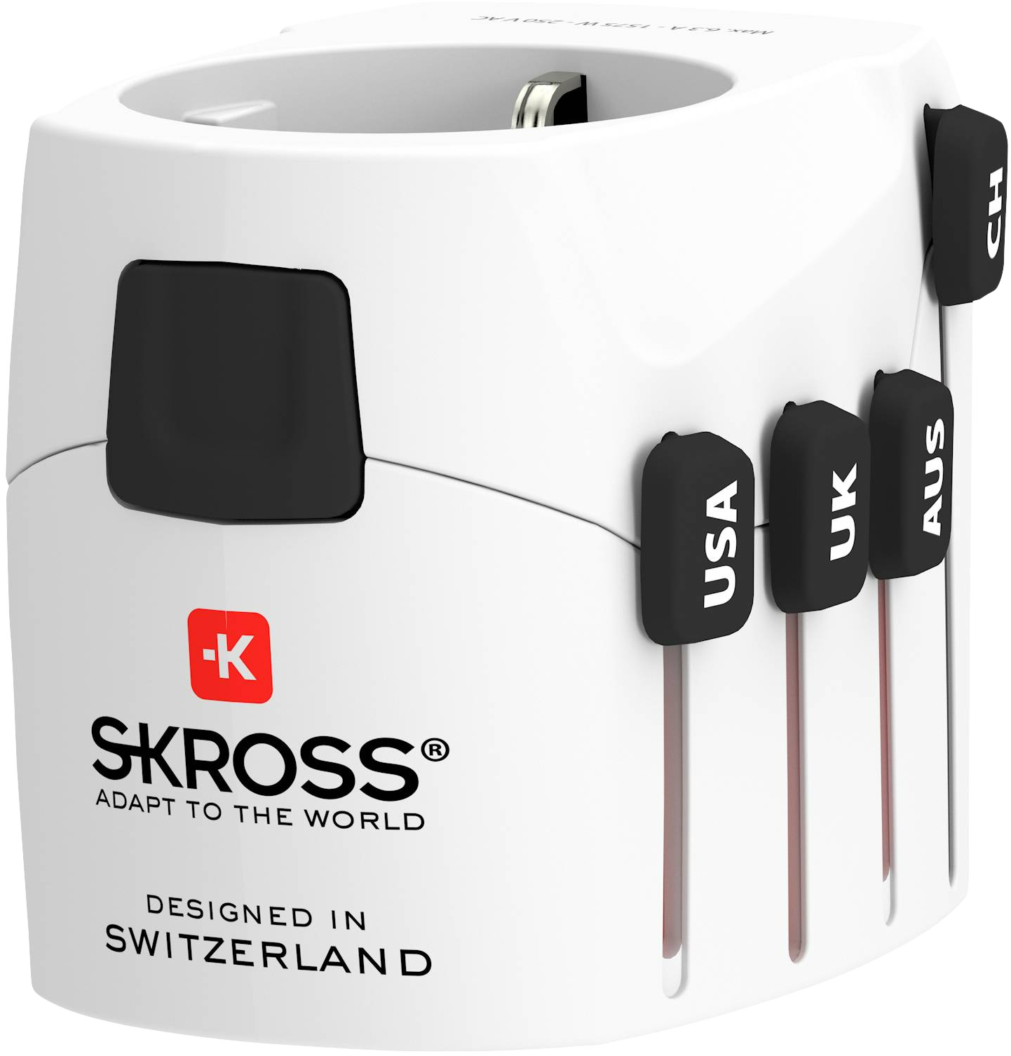 Fehér univerzális utazóadapter fekete dugókkal, USA, UK, AUS és CH felirattal, valamint SKROSS logóval.