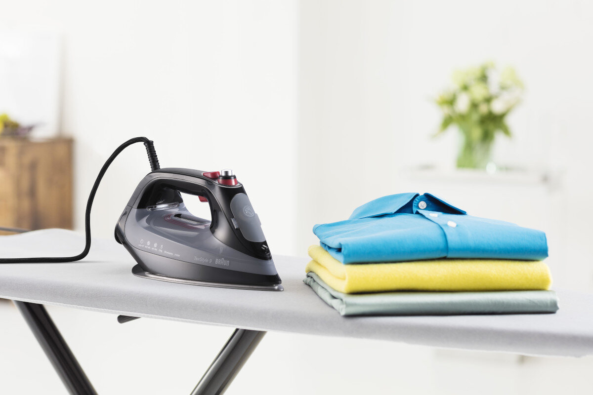 Żelazko BRAUN TexStyle 9 SI 9281 BK