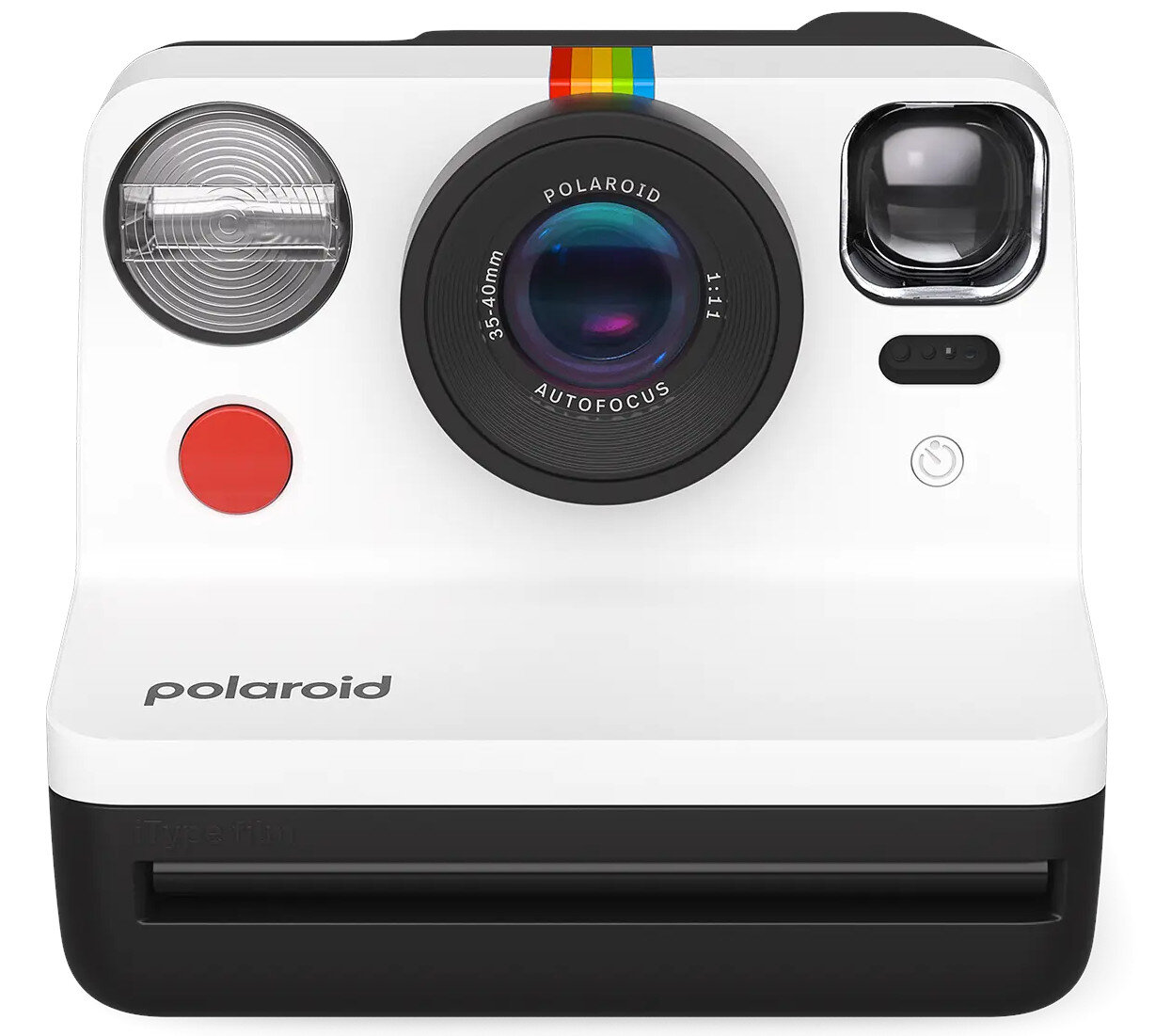 Biały aparat Polaroid z tęczowym paskiem nad obiektywem. Czarne i czerwone detale. Logo Polaroid.