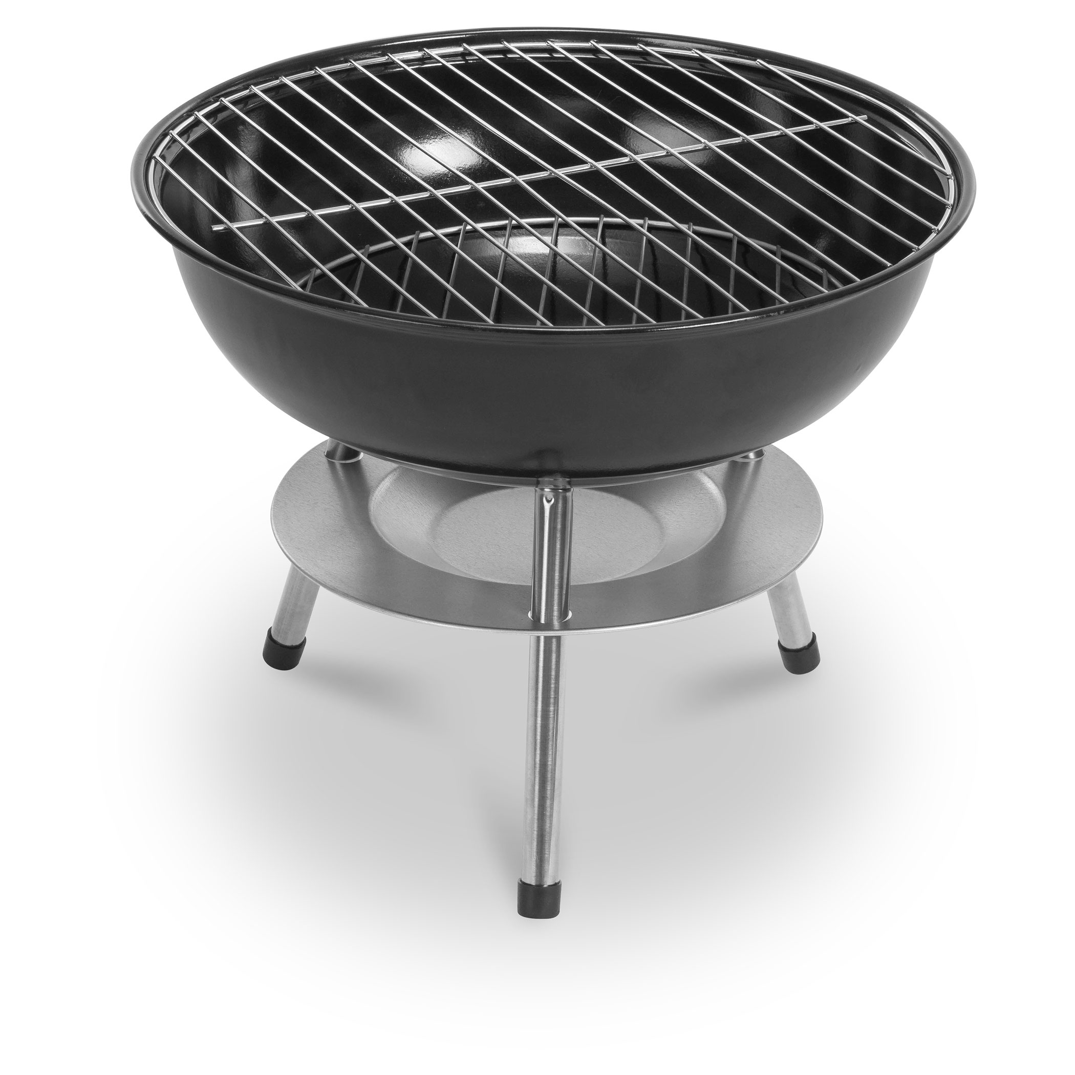 Fekete grill króm ráccsal, három lábú fém állványon, fehér háttér előtt.