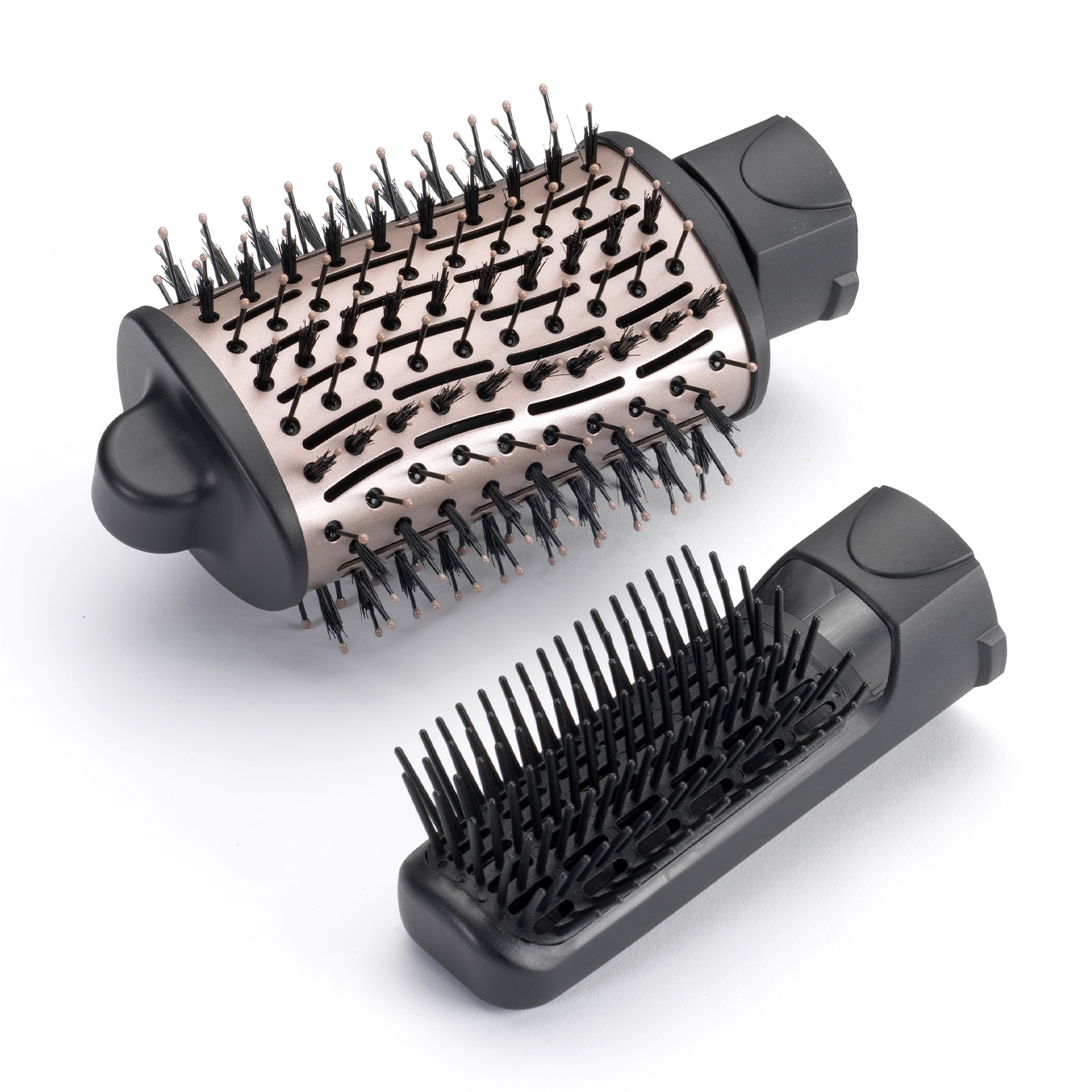 Una spazzola per lo styling dei capelli e un accessorio più piccolo.
