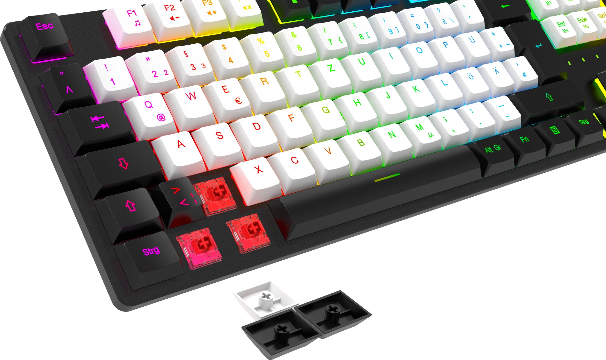Nahaufnahme einer schwarzen Tastatur mit bunten Tasten.
