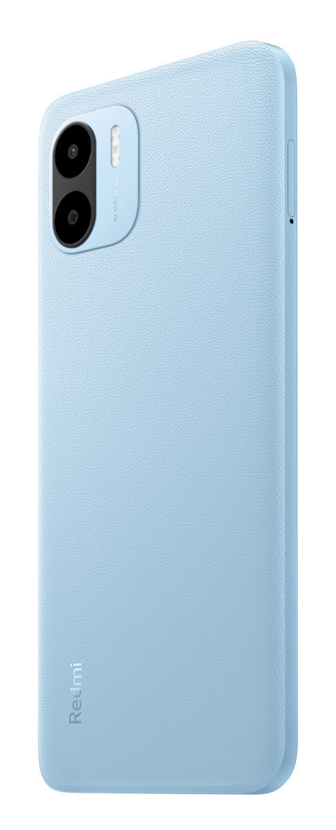 Jasnoniebieski telefon z dwoma aparatami, lampą błyskową i logo Redmi. Widok z boku. Białe tło.