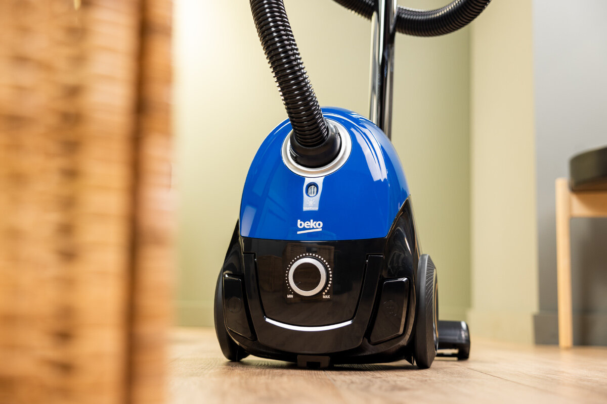 Odkurzacz workowy BEKO VCC34803AD
