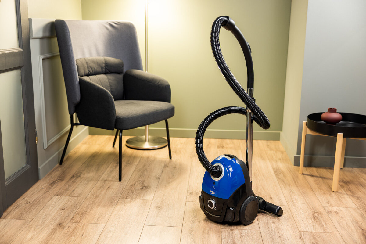 Odkurzacz workowy BEKO VCC34803AD