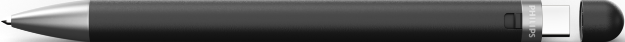 Un stylet noir avec une pointe argentée. Le corps est noir mat.