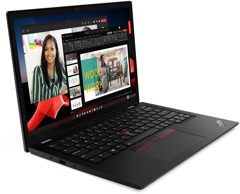 Schwarzer Laptop, der einen Videoanruf und eine Holzbearbeitungspräsentation anzeigt.