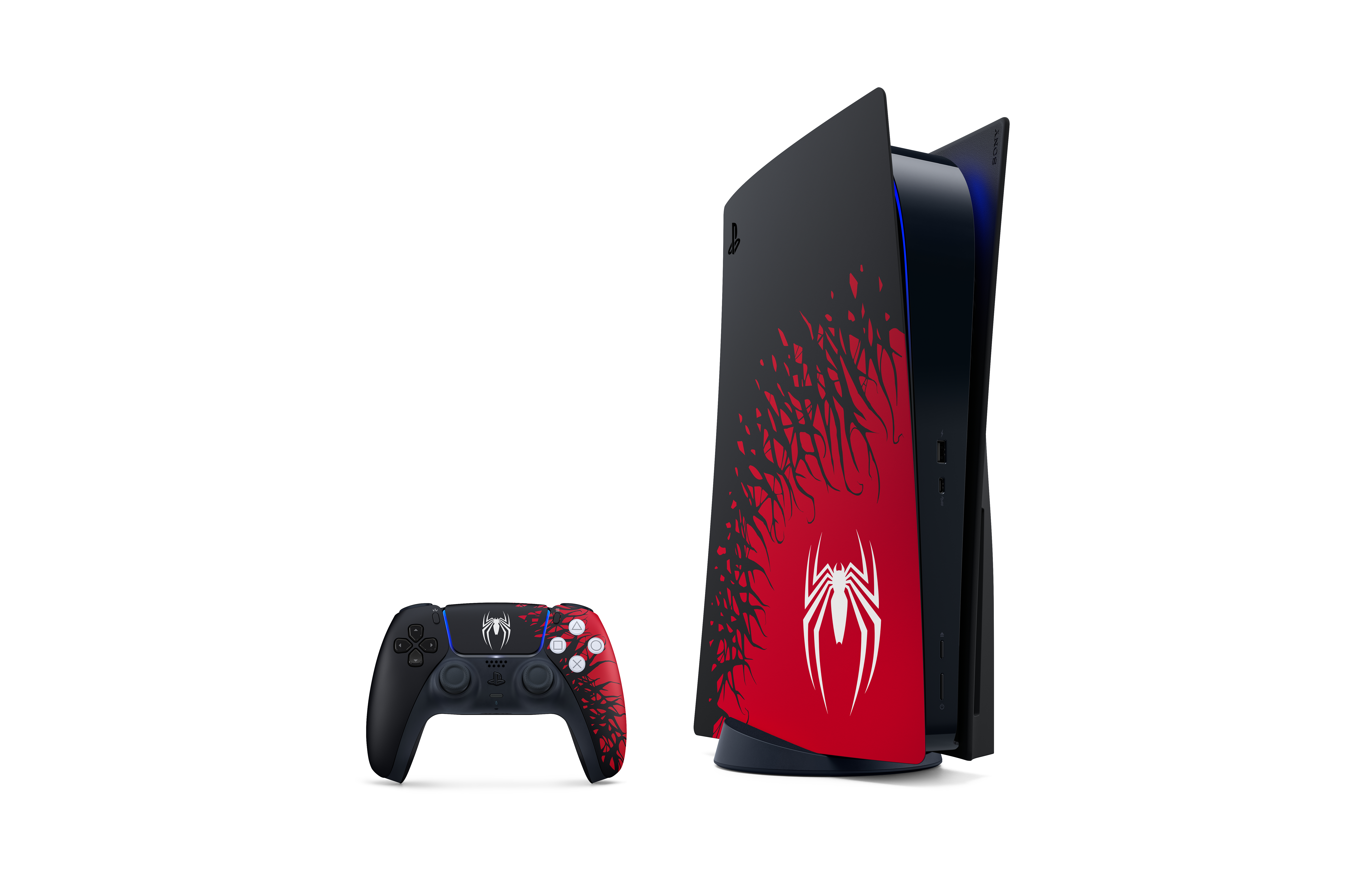 Spider-Man PS5 Konsole und Controller. Konsole schwarz-rot, mit weißem Spinnen-Logo.