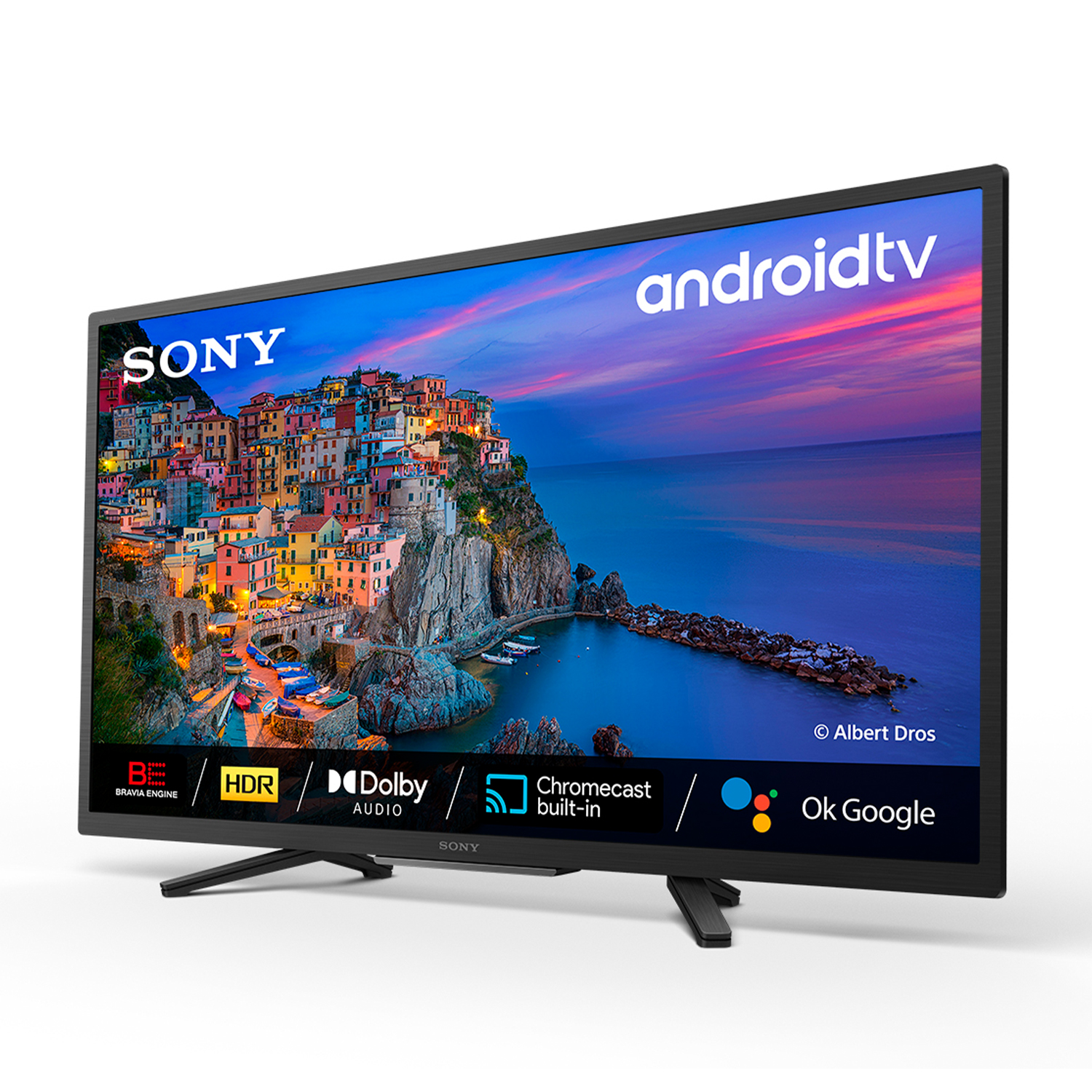 Un televisore Android Sony nero mostra una scena urbana colorata.