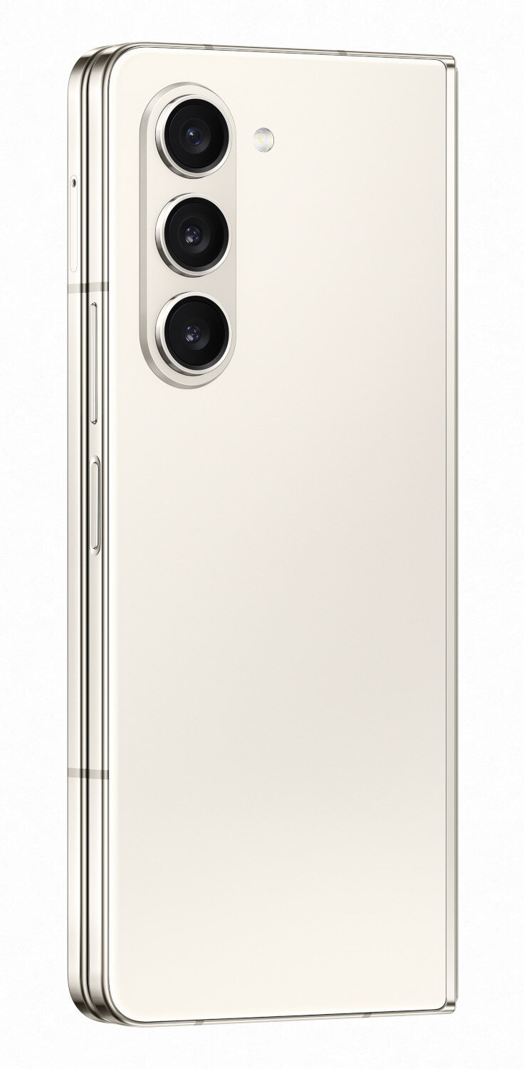 Kremowy, składany smartfon z trzema tylnymi aparatami. Bok z przyciskami głośności i zasilania.